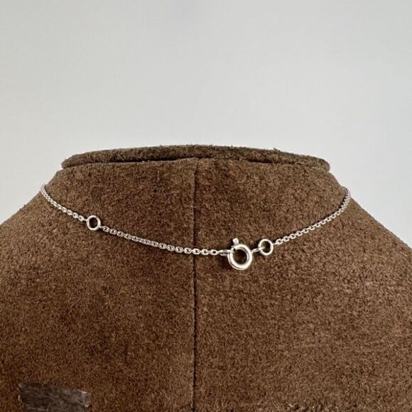 LOUIS VUITTON 18K Diamond LV Volt One Small Pendant Necklace - Picture 4 of 8